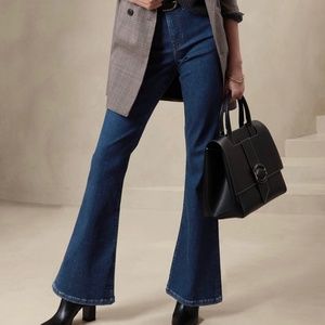 Banana Republic High Rise Flare Jeans, light wash,  size 29